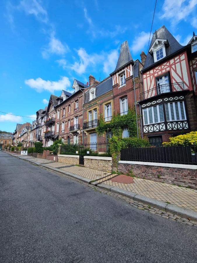 Appartement Douillet En Hyper Centre De Dieppe Exterior foto